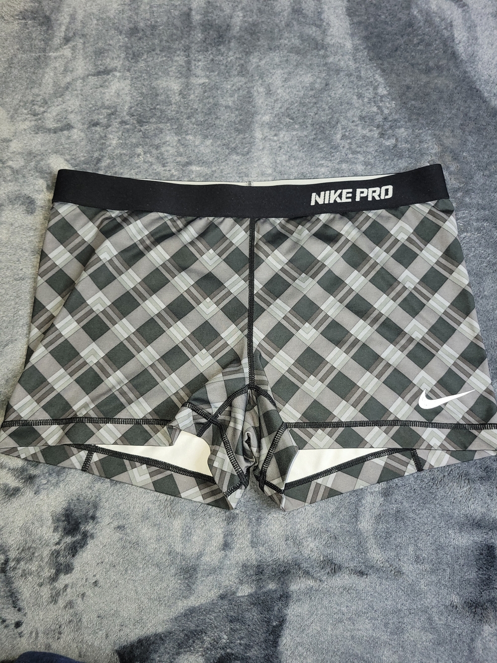 Nike Pro Women's Gray Plaid Compression Shorts